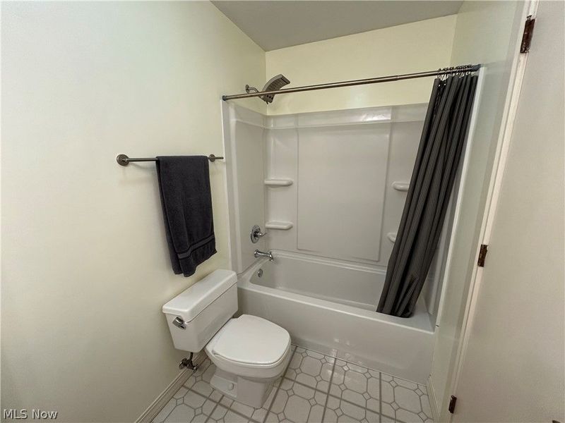 3445 Cornwall Drive, Canton, OH 44708 Photo 21