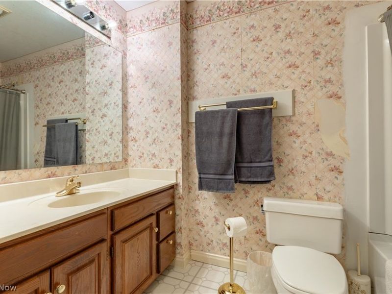 3445 Cornwall Drive , Canton, OH 44708 Photo 21