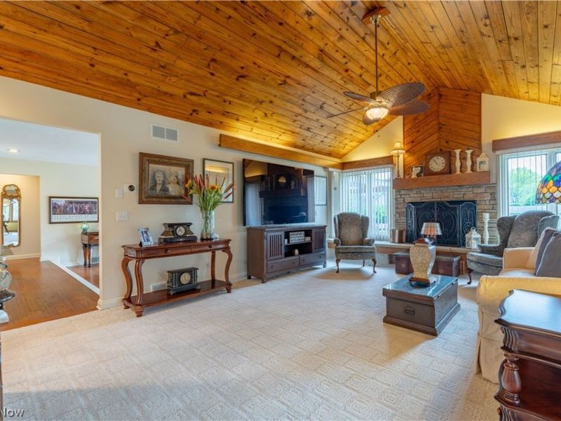 3445 Cornwall Drive , Canton, OH 44708 Photo 3