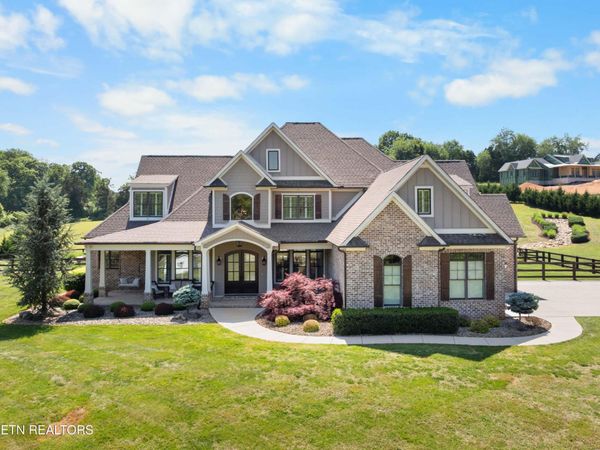 7809 Greenwell Rd, Knoxville, TN 37938