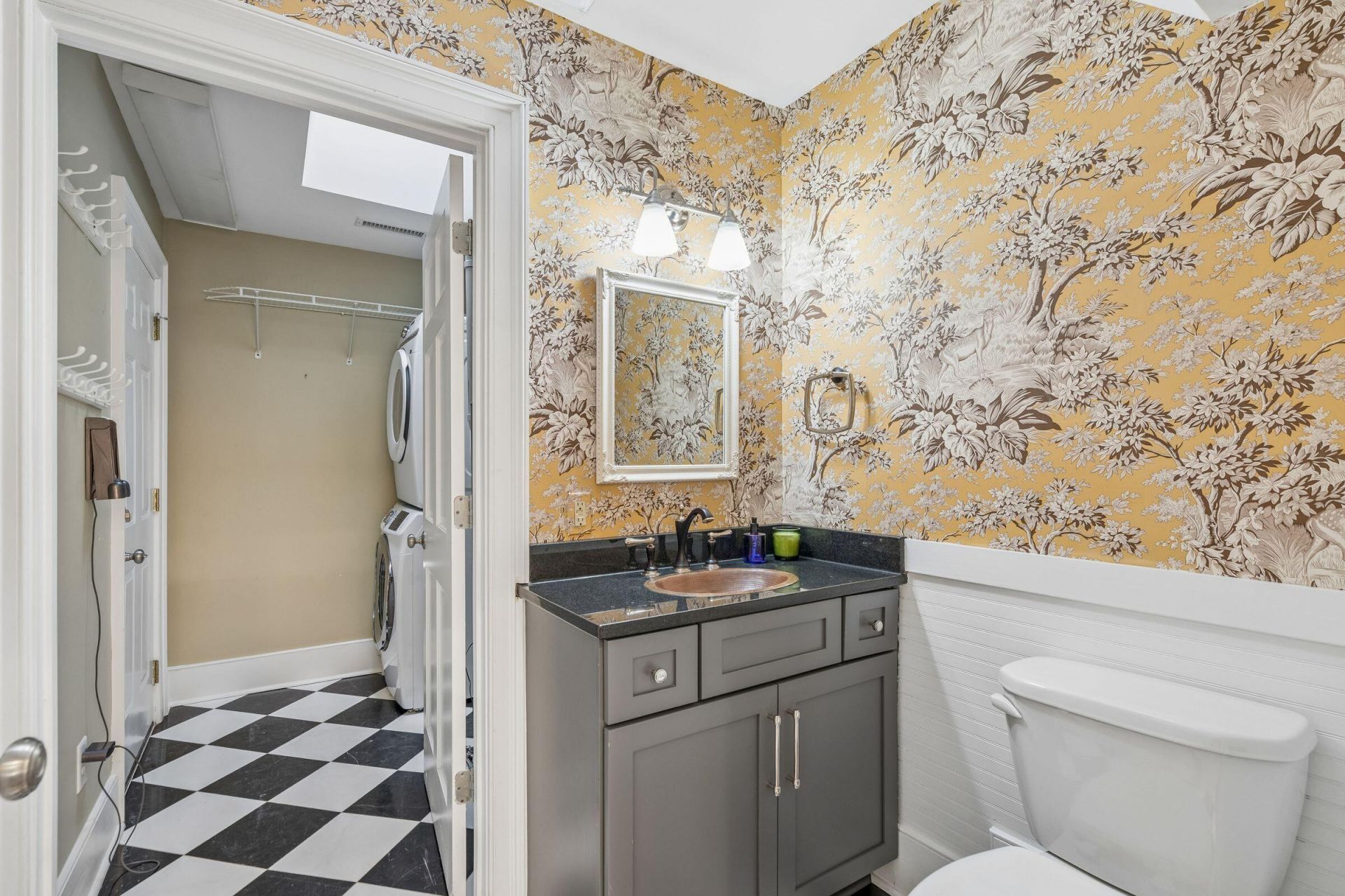 8 Trumbo Street Photo 40