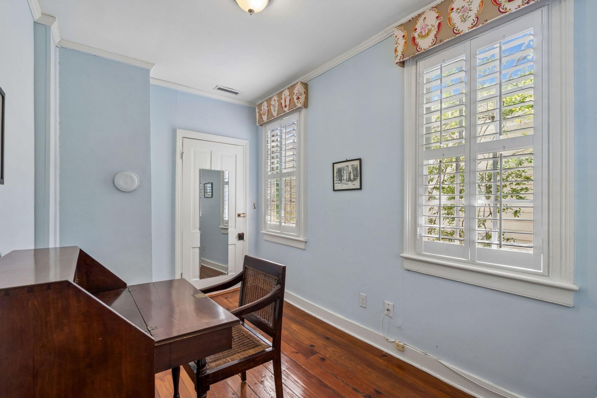 8 Trumbo Street Photo 50