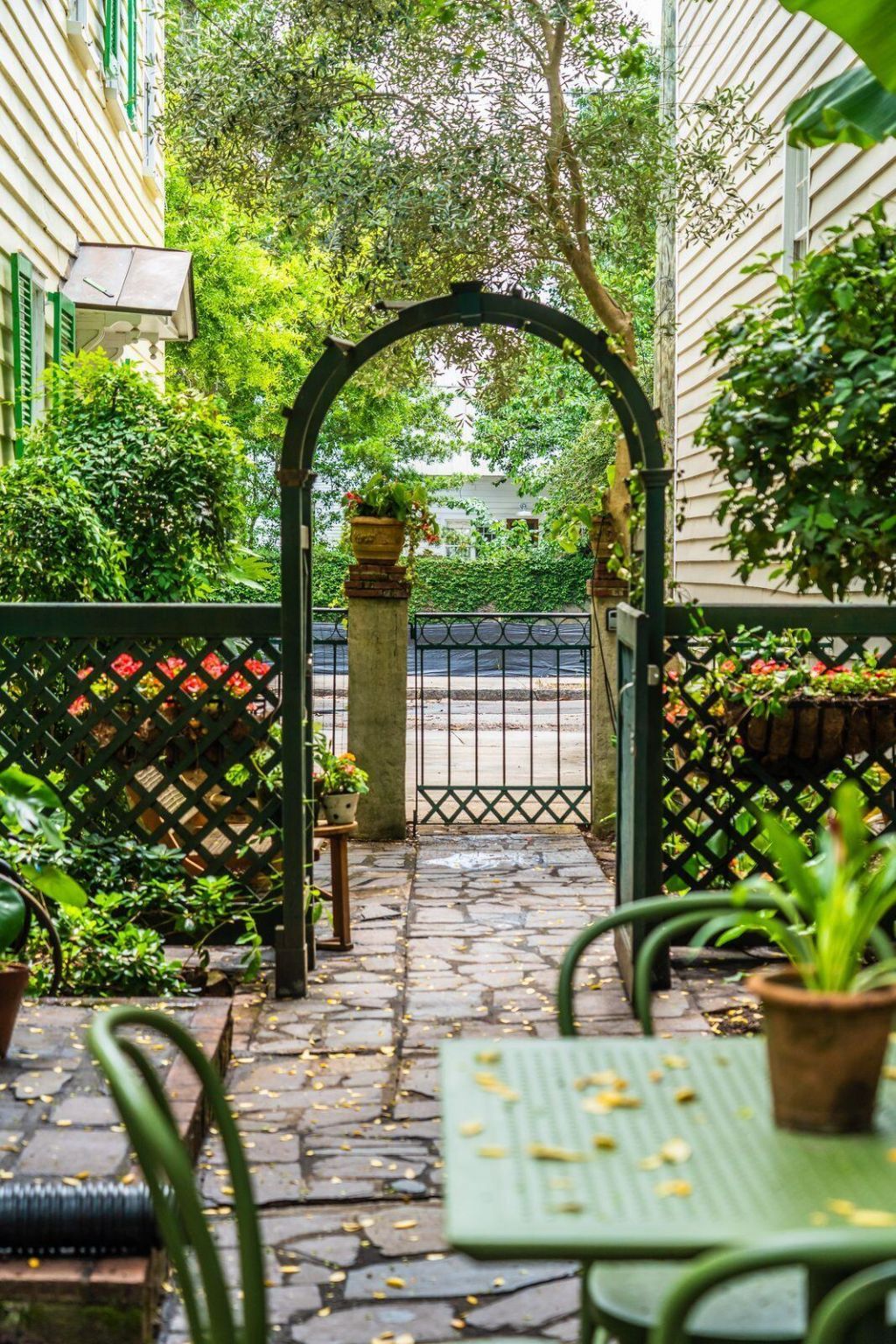 8 Trumbo Street Photo 79