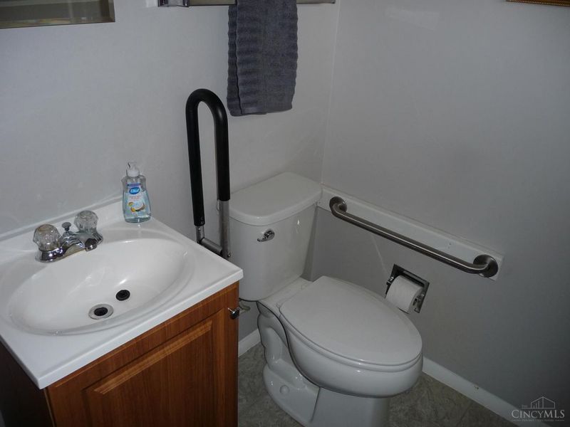 1051 Wilderness Trail, Delhi Twp, OH 45238 Photo 17