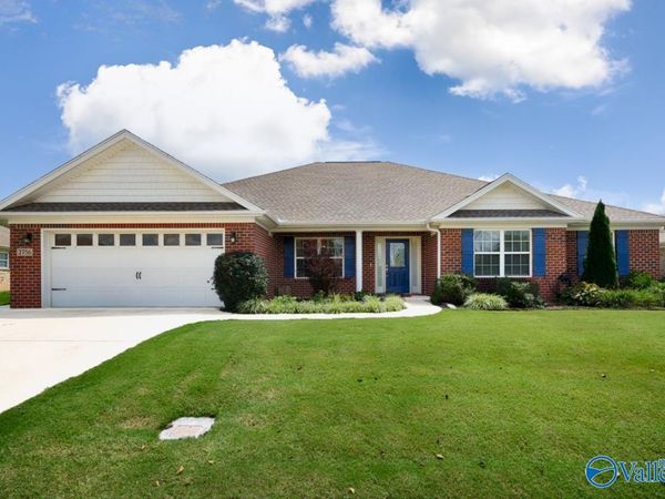 2756 Slate Drive, Huntsville, AL 35803