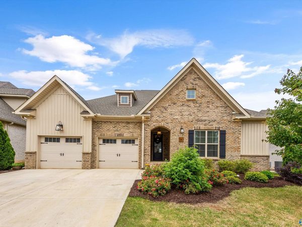 6 Hidden Grove Circle, Huntsville, AL 35803