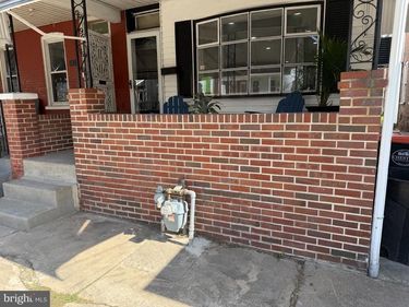 1827 W 4TH STREET, CHESTER, PA 19013