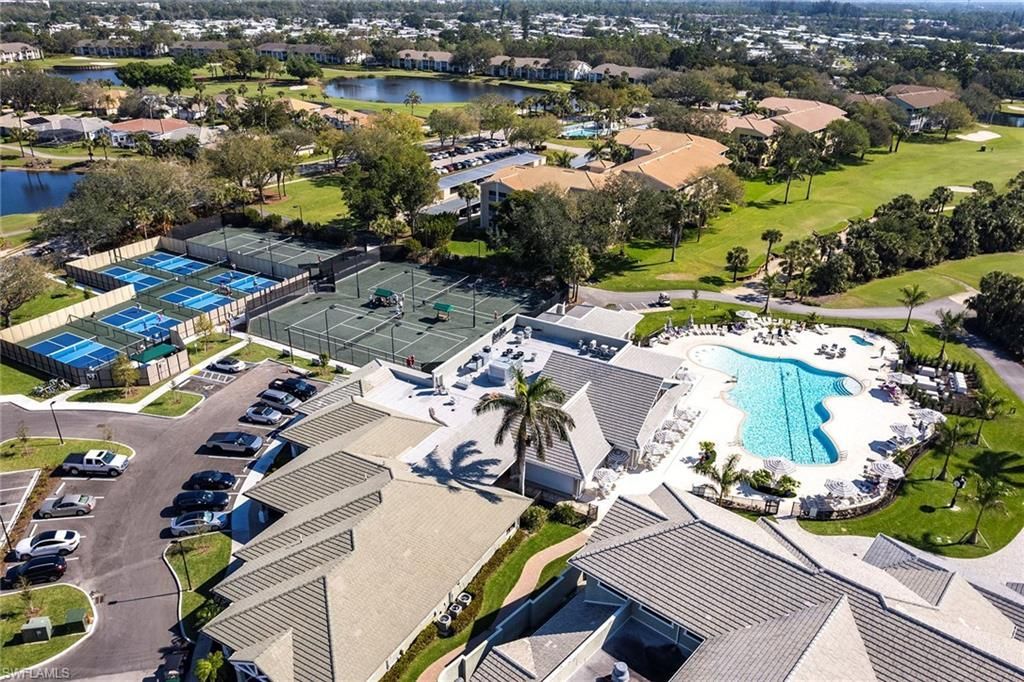 9500 Highland Woods Blvd, Unit 7107, Bonita Springs, FL 34135 Photo