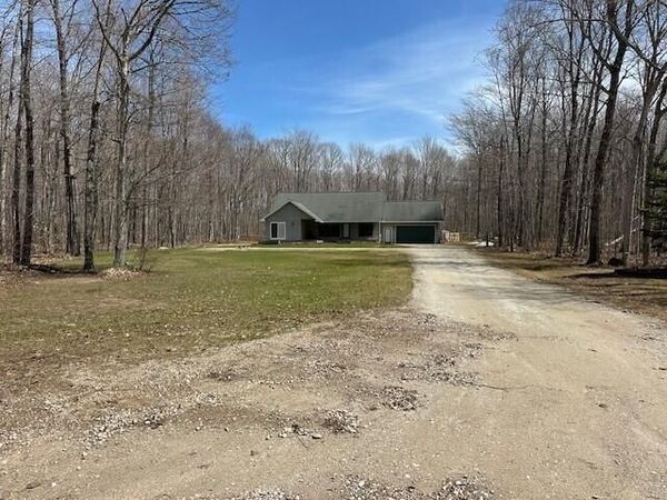 36243 S Trillium LN, De Tour Village, MI 49725