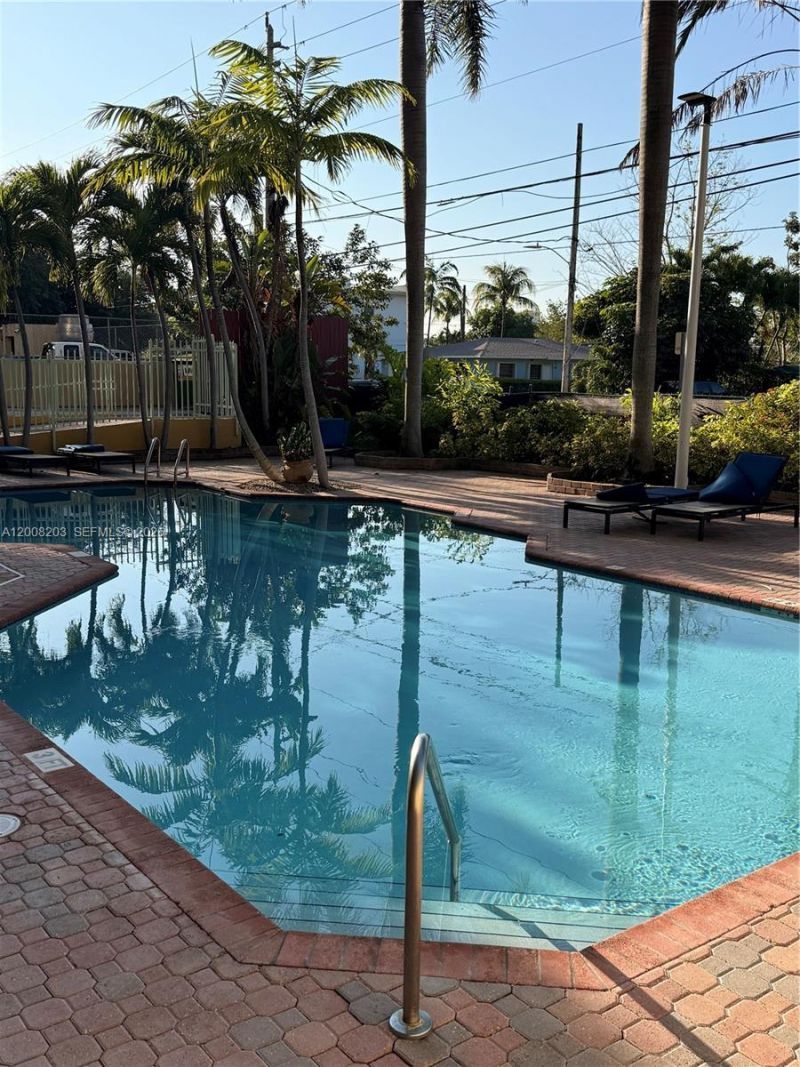 3500 Coral Way , Unit 1011, Miami, FL 33145 Photo