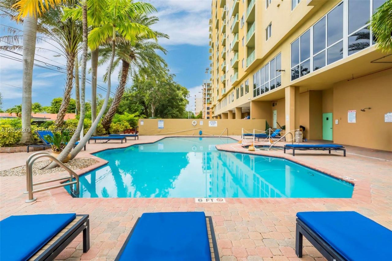 3500 Coral Way , Unit 1011, Miami, FL 33145 Photo