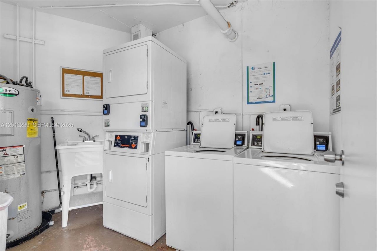 7400 Miami Lakes Dr, Unit D205, Miami Lakes, FL 33014 Photo