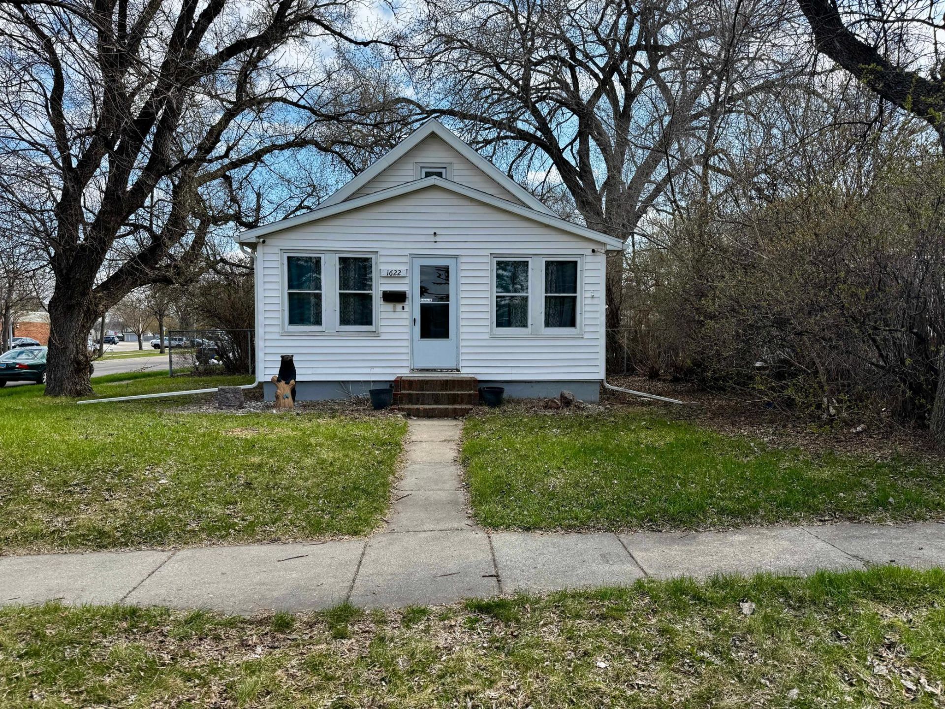 1622 S 11th Avenue S, Fargo, ND 58103 Main Photo