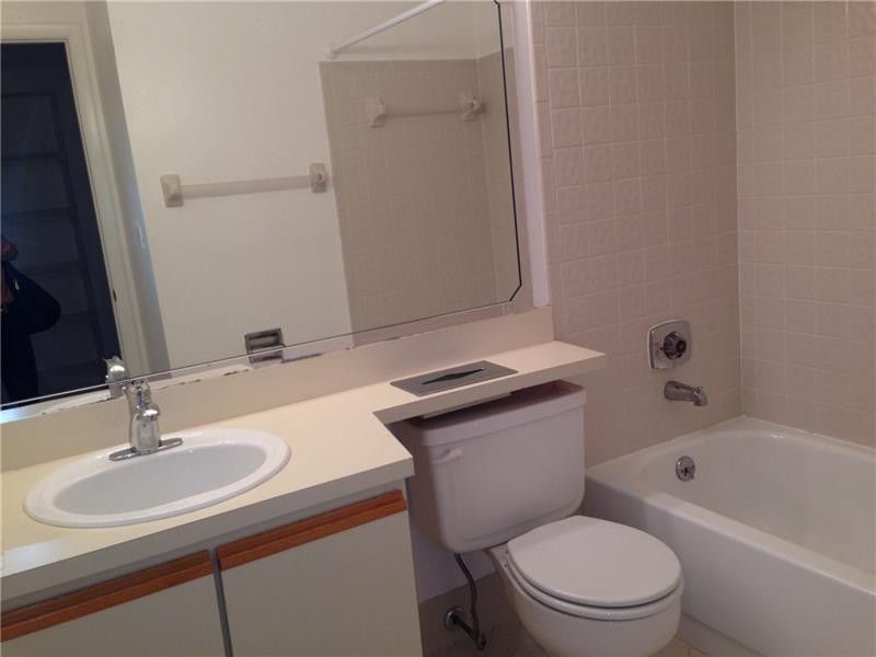 4716 NW 82nd Avenue, Lauderhill, FL 33351 Photo