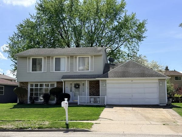 375 Longford Drive, Elgin, IL 60120