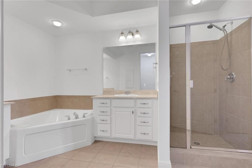 8011 Via Monte Carlo Way , Unit 2213, Estero, FL 33928 Photo