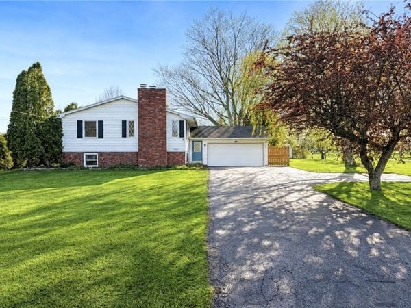 5681 Walworth Road , Ontario, NY 14519