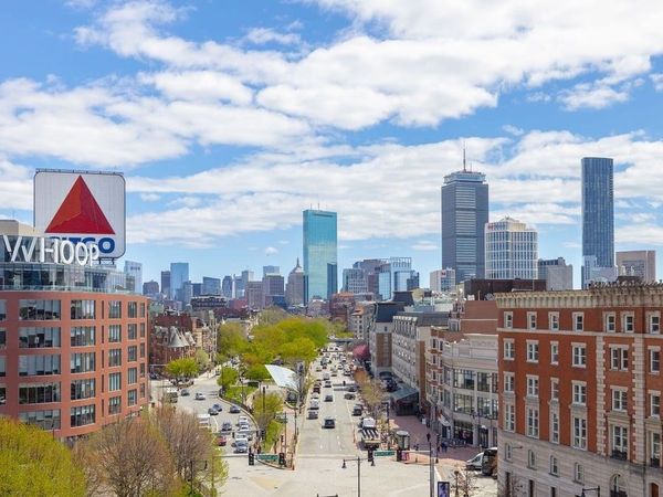 566 Commonwealth, Unit 801, Boston, MA 02215