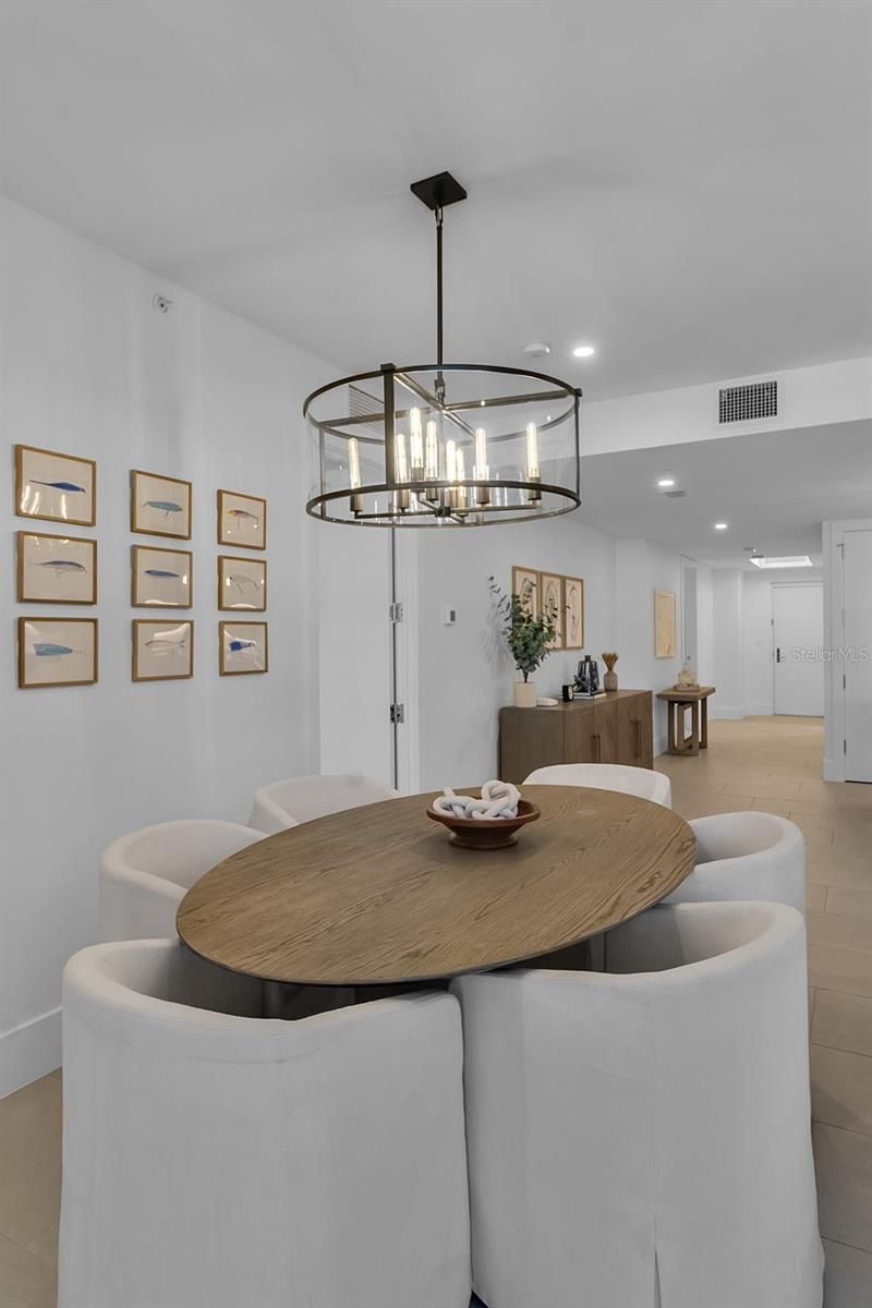 1035 Seaside Drive, Unit 308, Sarasota, FL 34242 Photo
