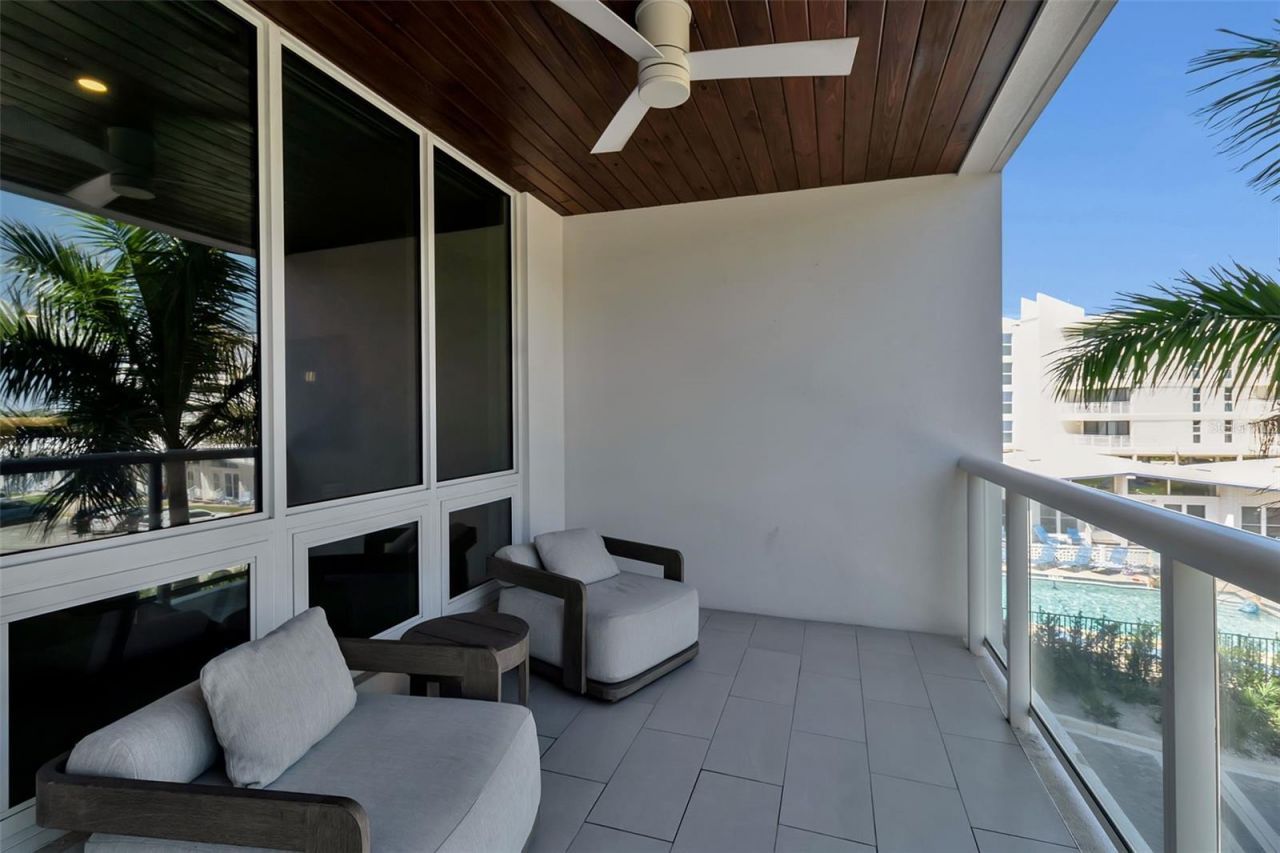 1035 Seaside Drive, Unit 308, Sarasota, FL 34242 Photo