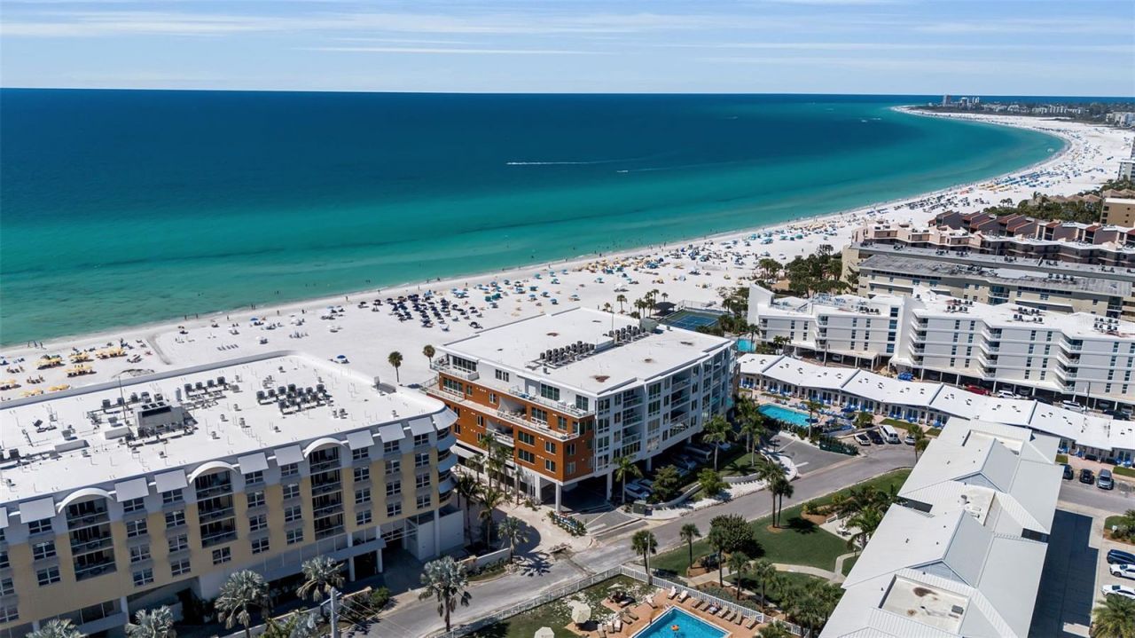 1035 Seaside Drive, Unit 308, Sarasota, FL 34242 Photo