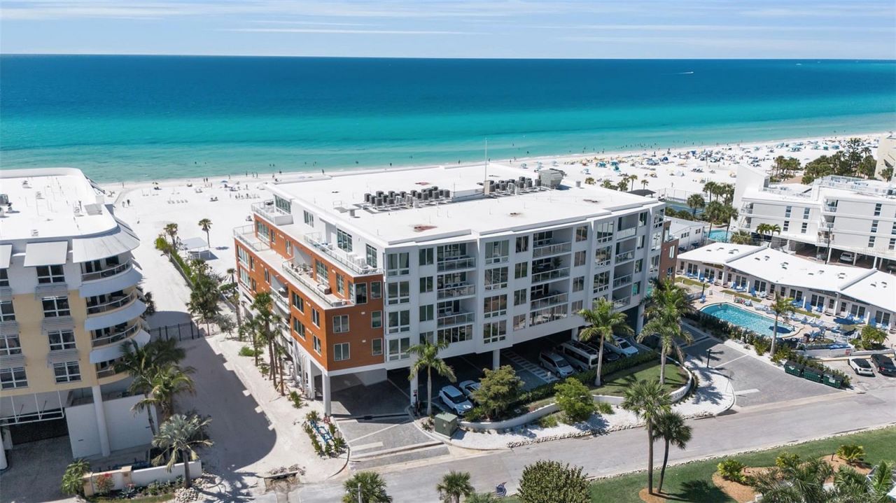 1035 Seaside Drive, Unit 308, Sarasota, FL 34242 Photo