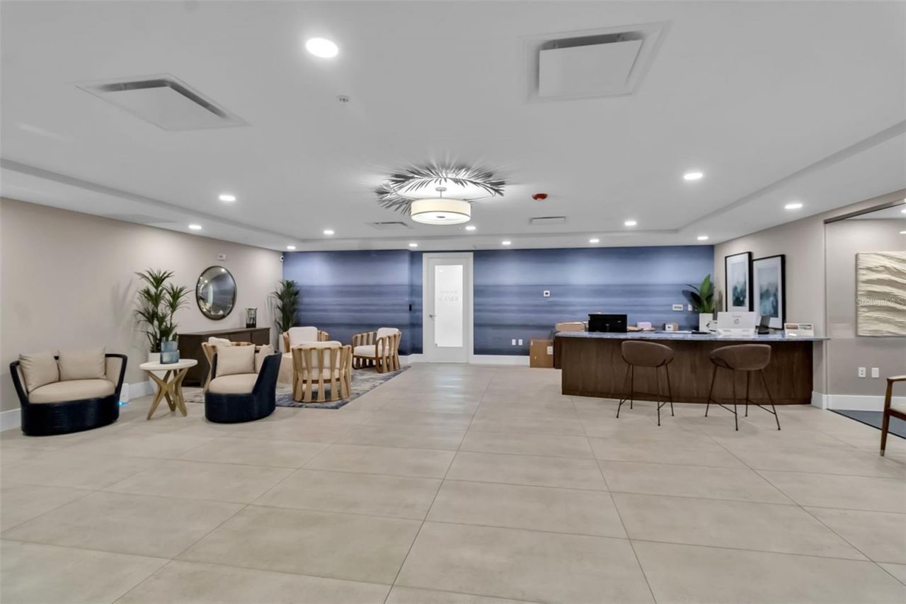 1035 Seaside Drive, Unit 308, Sarasota, FL 34242 Photo