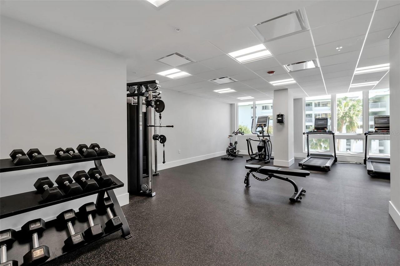1035 Seaside Drive, Unit 308, Sarasota, FL 34242 Photo