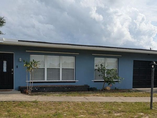 27185 WHITMAN AVENUE , PUNTA GORDA, FL 33983