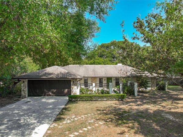 1550 COLUSO DRIVE , WINTER GARDEN, FL 34787
