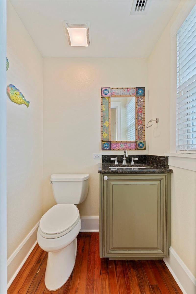 1260 10th Street N, Saint Petersburg, FL 33705 Photo