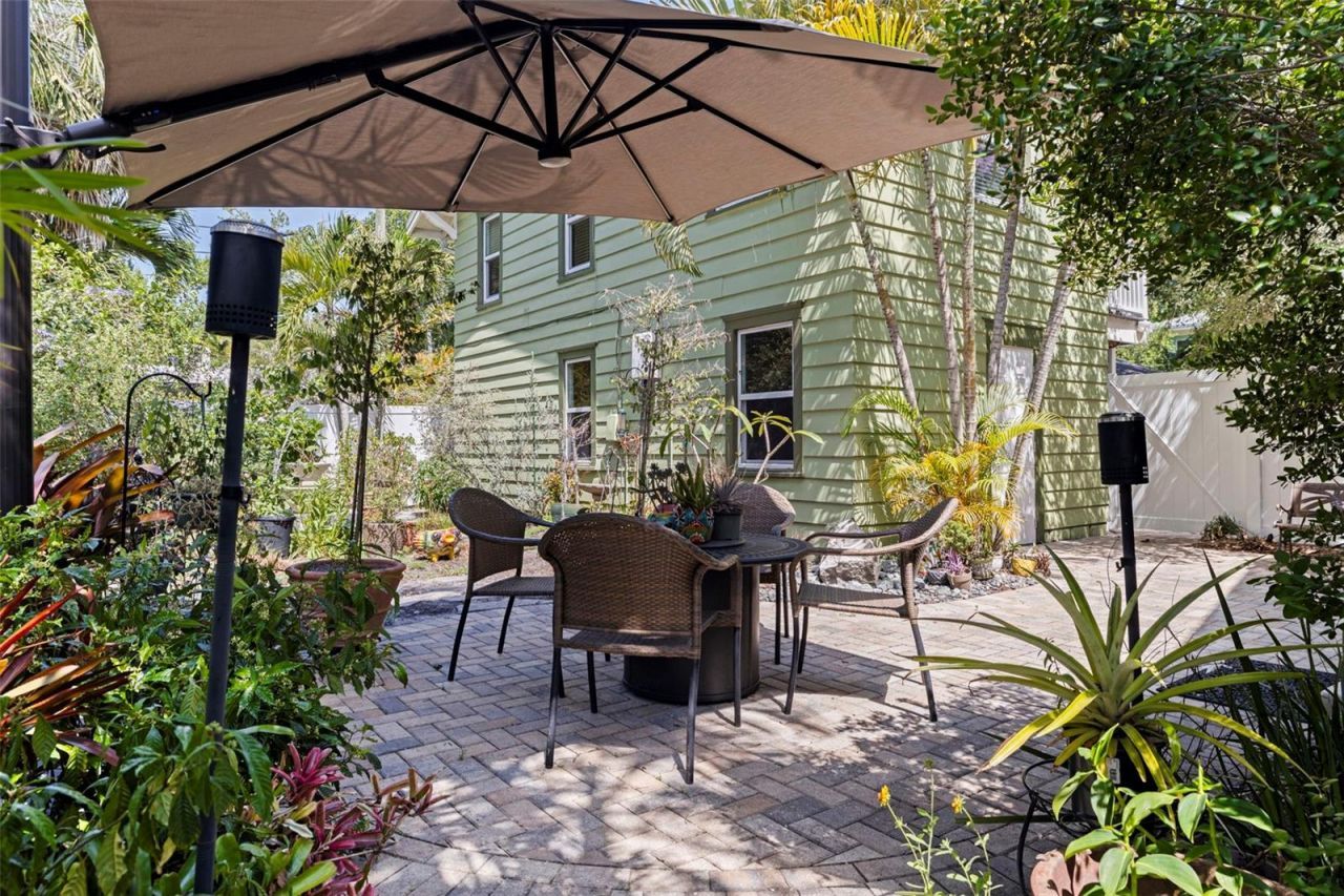 1260 10th Street N, Saint Petersburg, FL 33705 Photo