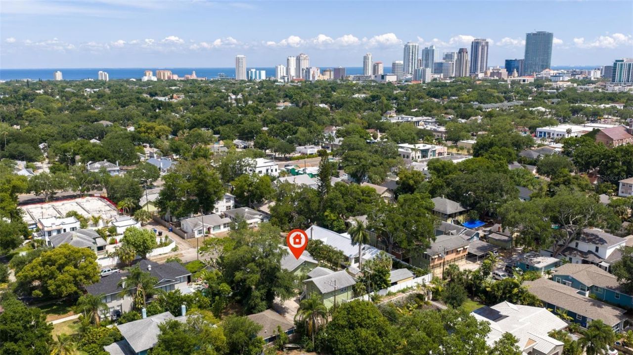 1260 10th Street N, Saint Petersburg, FL 33705 Photo