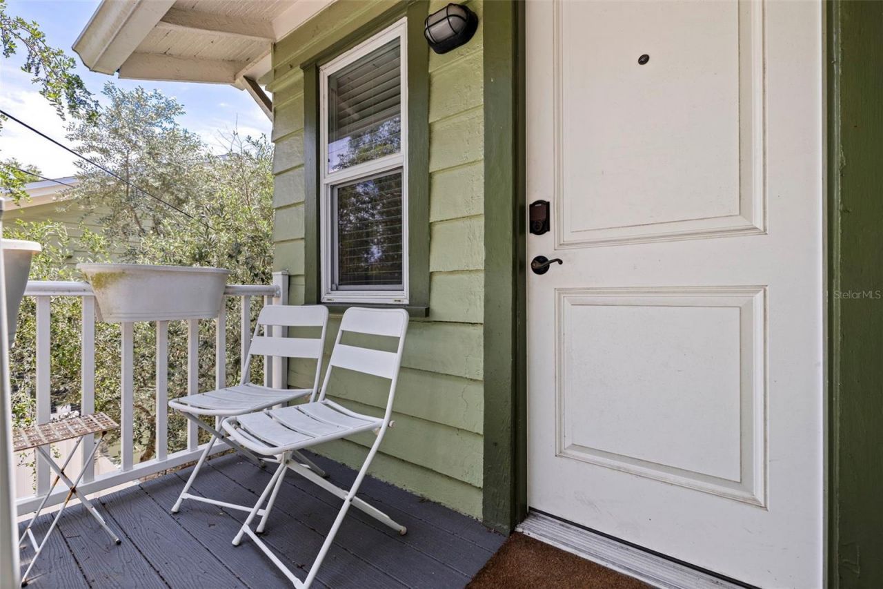 1260 10th Street N, Saint Petersburg, FL 33705 Photo