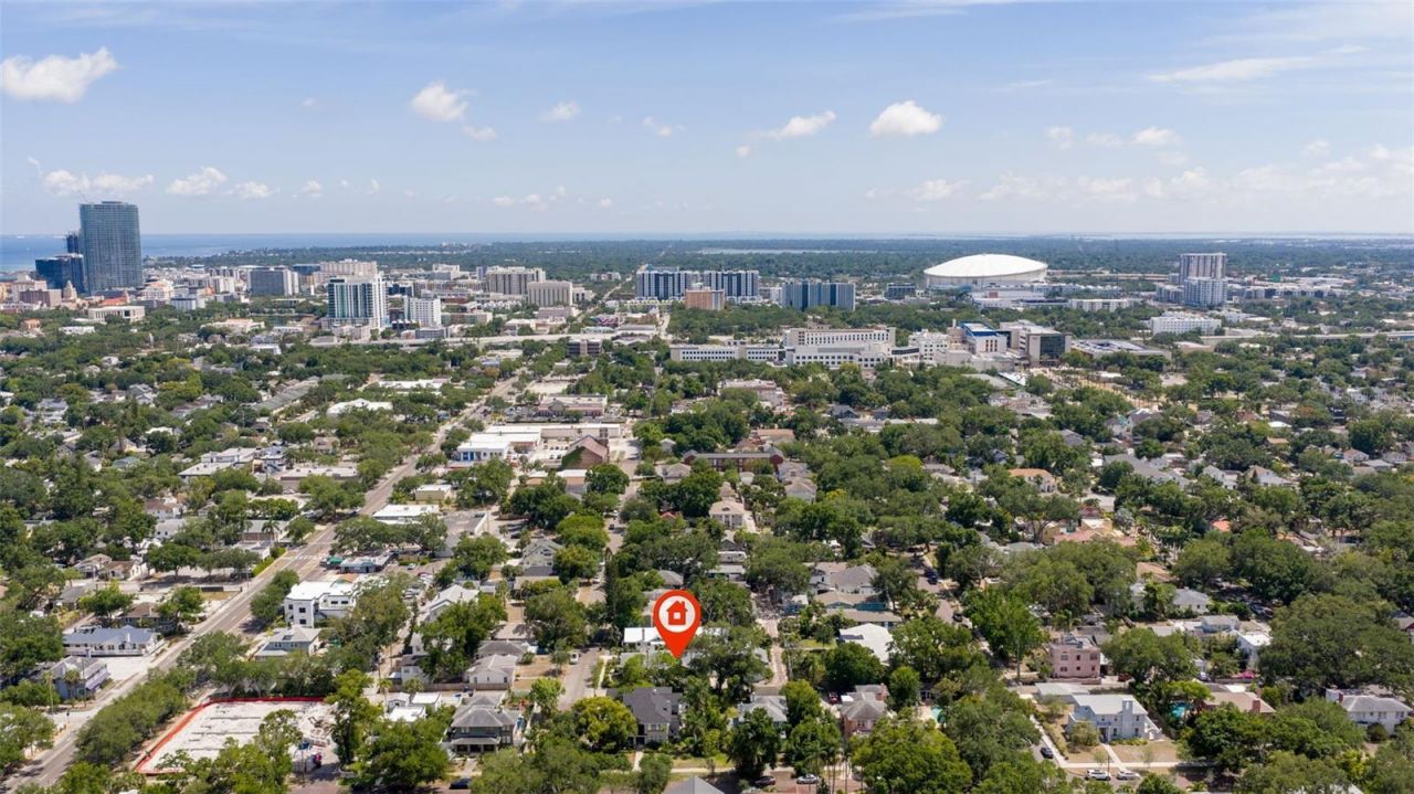 1260 10th Street N, Saint Petersburg, FL 33705 Photo