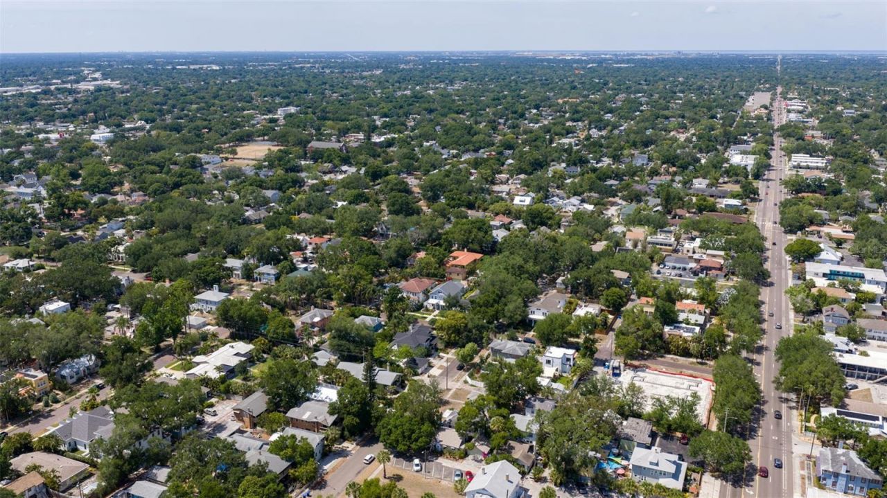 1260 10th Street N, Saint Petersburg, FL 33705 Photo