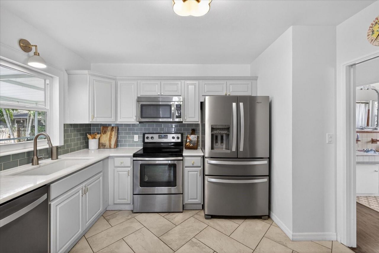 2400 9th Avenue N, Saint Petersburg, FL 33713 Photo