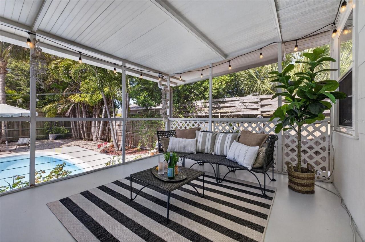 2400 9th Avenue N, Saint Petersburg, FL 33713 Photo