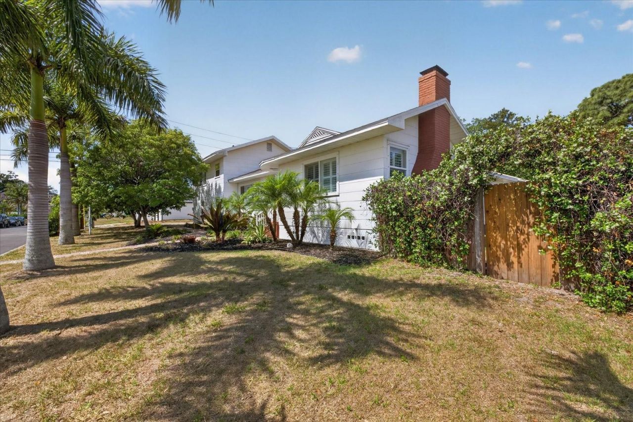 2400 9th Avenue N, Saint Petersburg, FL 33713 Photo