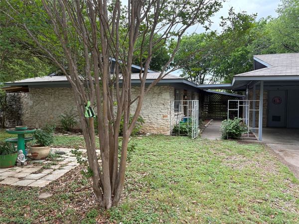 8102 Exmoor DR, Unit B, Austin, TX 78757