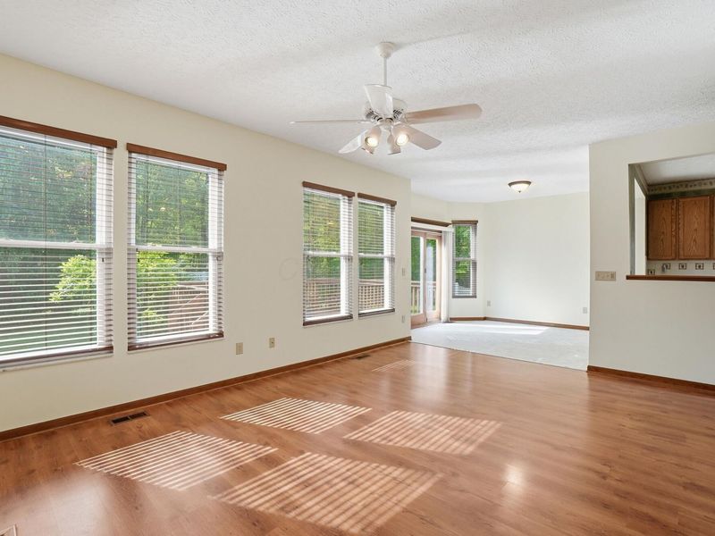 1048 Mahle Court, Reynoldsburg, OH 43068 Photo 11
