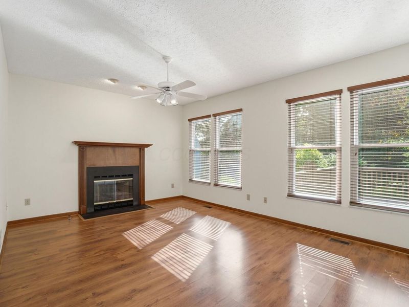 1048 Mahle Court, Reynoldsburg, OH 43068 Photo 9