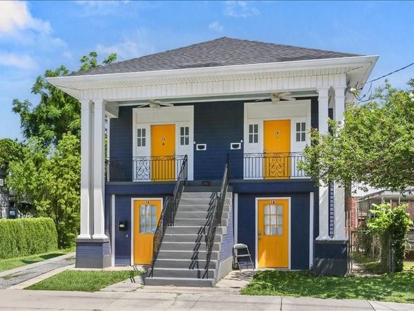 1863 N ROCHEBLAVE Street , New Orleans, LA 70119