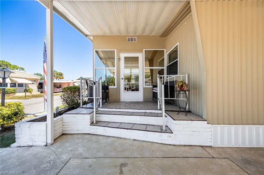356 Nicklaus Blvd, North Fort Myers, FL 33903 Photo