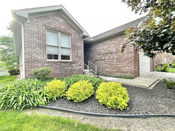 464 Glenview Drive, Greencastle, IN 46135
