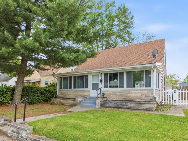 226 S 6th Avenue , Beech Grove, IN 46107