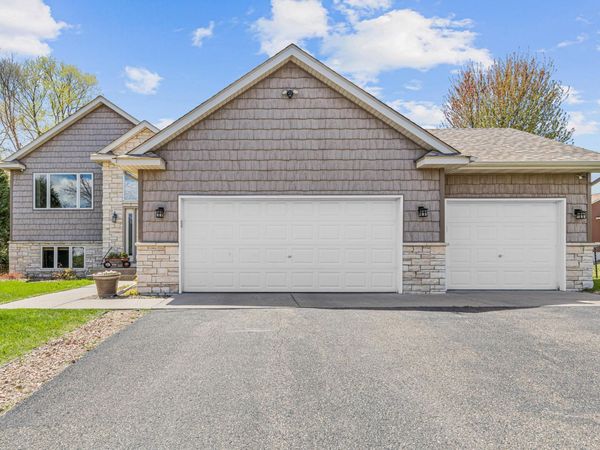 5725 157th Street N, Hugo, MN 55038