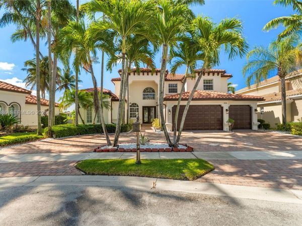 9886 Via Bernini, Lake Worth, FL 33467