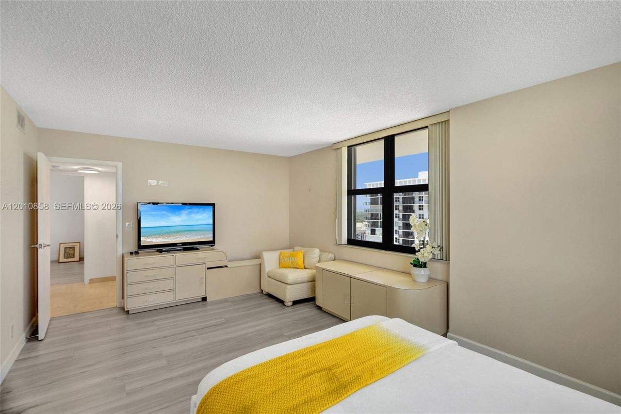2301 S Ocean Dr , Unit 2603, Hollywood, FL 33019 Photo