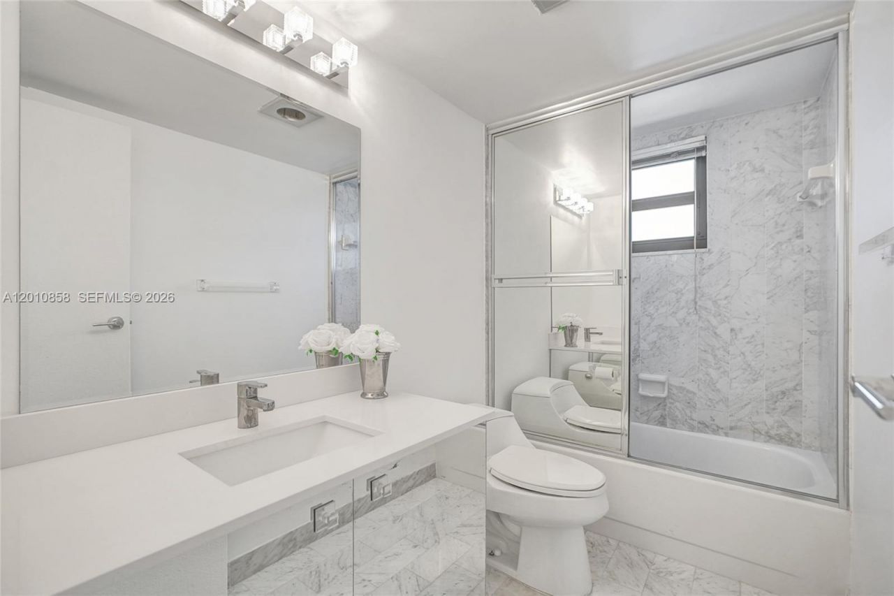 2301 S Ocean Dr , Unit 2603, Hollywood, FL 33019 Photo
